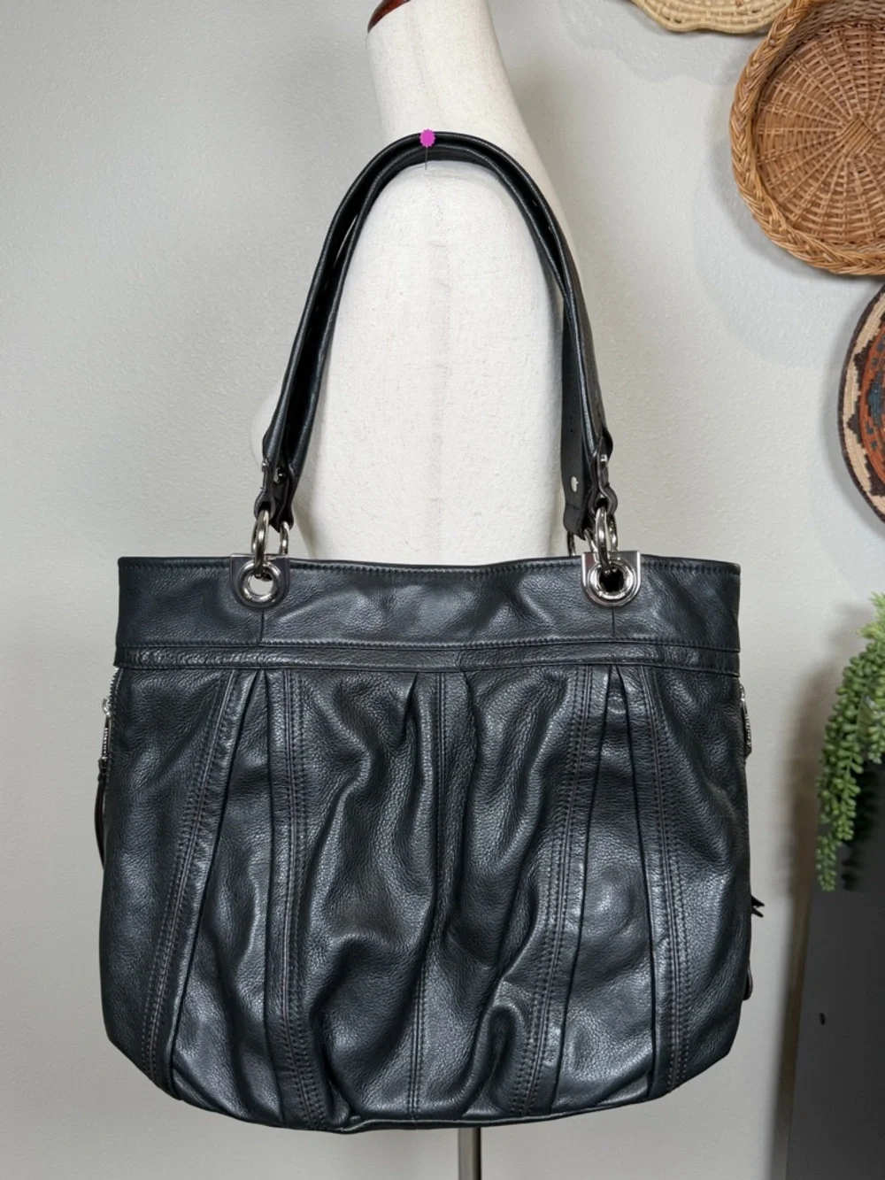 B. Makowsky Leather Hobo Shoulder Bag Black Silver Hardware Leopard Print Purse